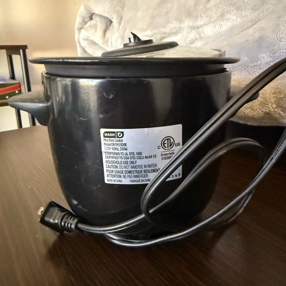Dash Black Rice Cooker - Picture 2 of 6
